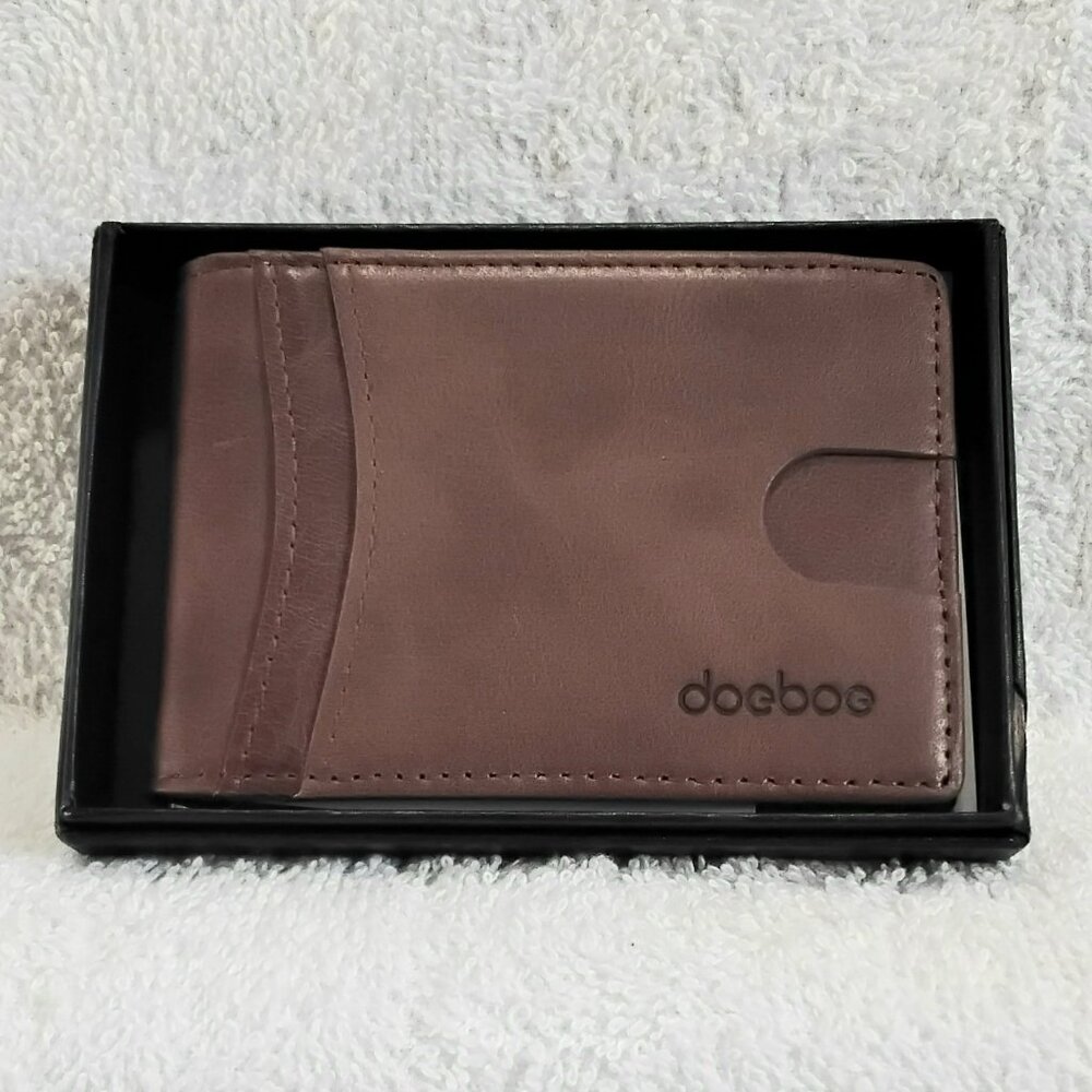 BNIB doeboe Genuine Leather Sim Minimalist RFID Bi-Fold Wallet!!